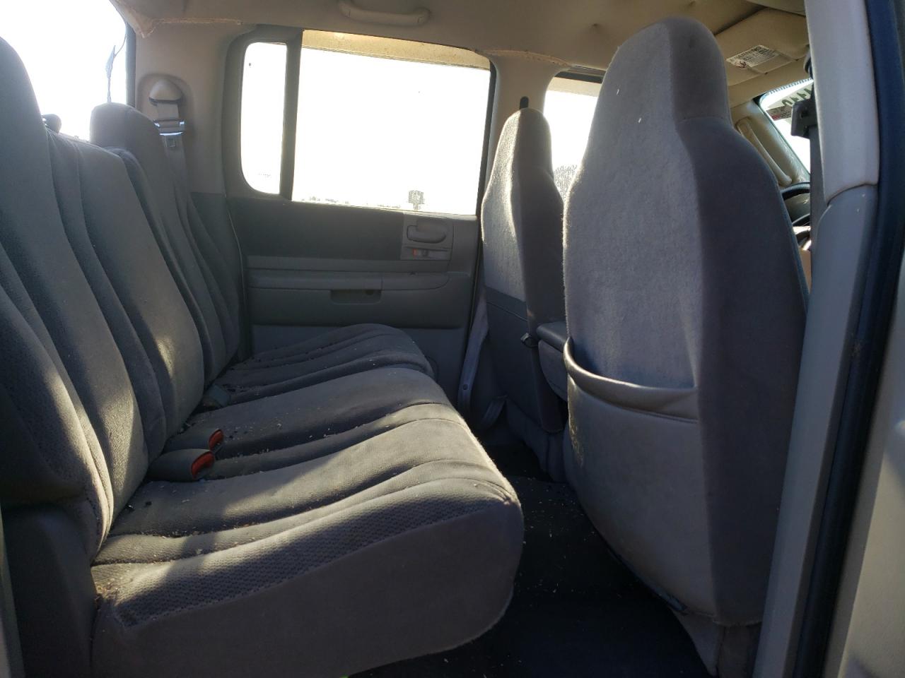 Photo 6 from auction – 2002 DODGE DAKOTA QUA with VIN 1B7HL48N62S612812