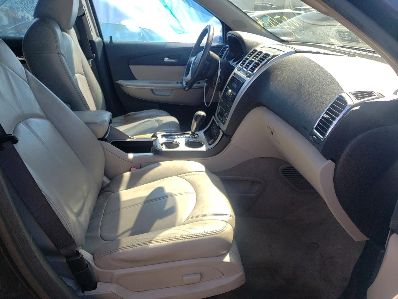 Photo 5 from auction – 2009 GMC ACADIA SLT with VIN 1GKER23D19J150636