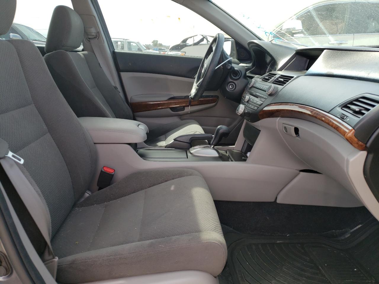 Photo 5 from auction – 2012 HONDA ACCORD EX with VIN 1HGCP2F72CA230678