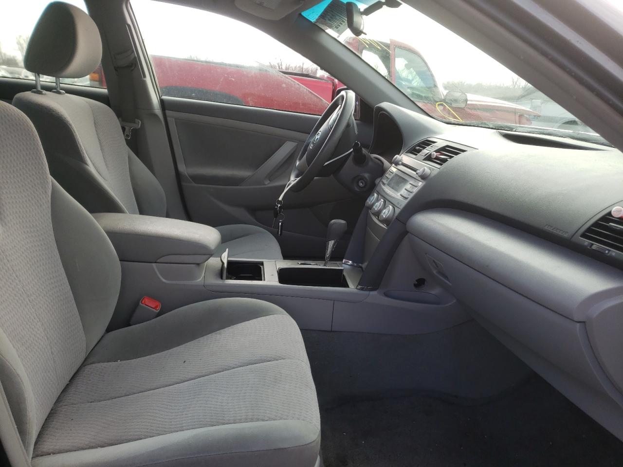 Photo 5 from auction – 2011 TOYOTA CAMRY BASE with VIN 4T4BF3EK8BR200902