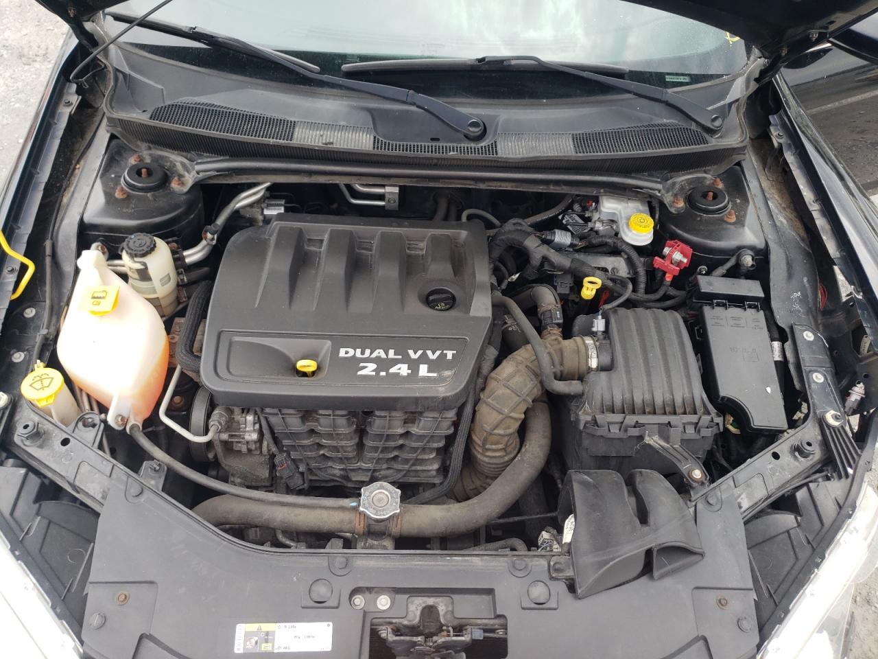 Photo 7 from auction – 2014 CHRYSLER 200 LX with VIN 1C3CCBAB7EN151285
