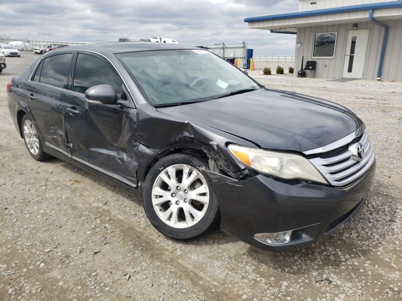TOYOTA AVALON BAS 2011 with VIN 4T1BK3DB9BU392161 - Photo from auction