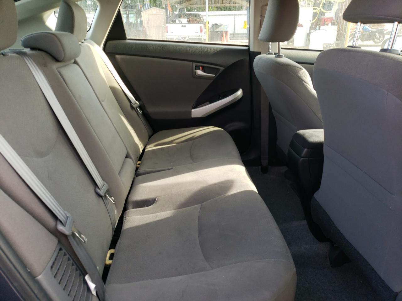 Photo 6 from auction – 2014 TOYOTA PRIUS PLUG with VIN JTDKN3DP0E3060532