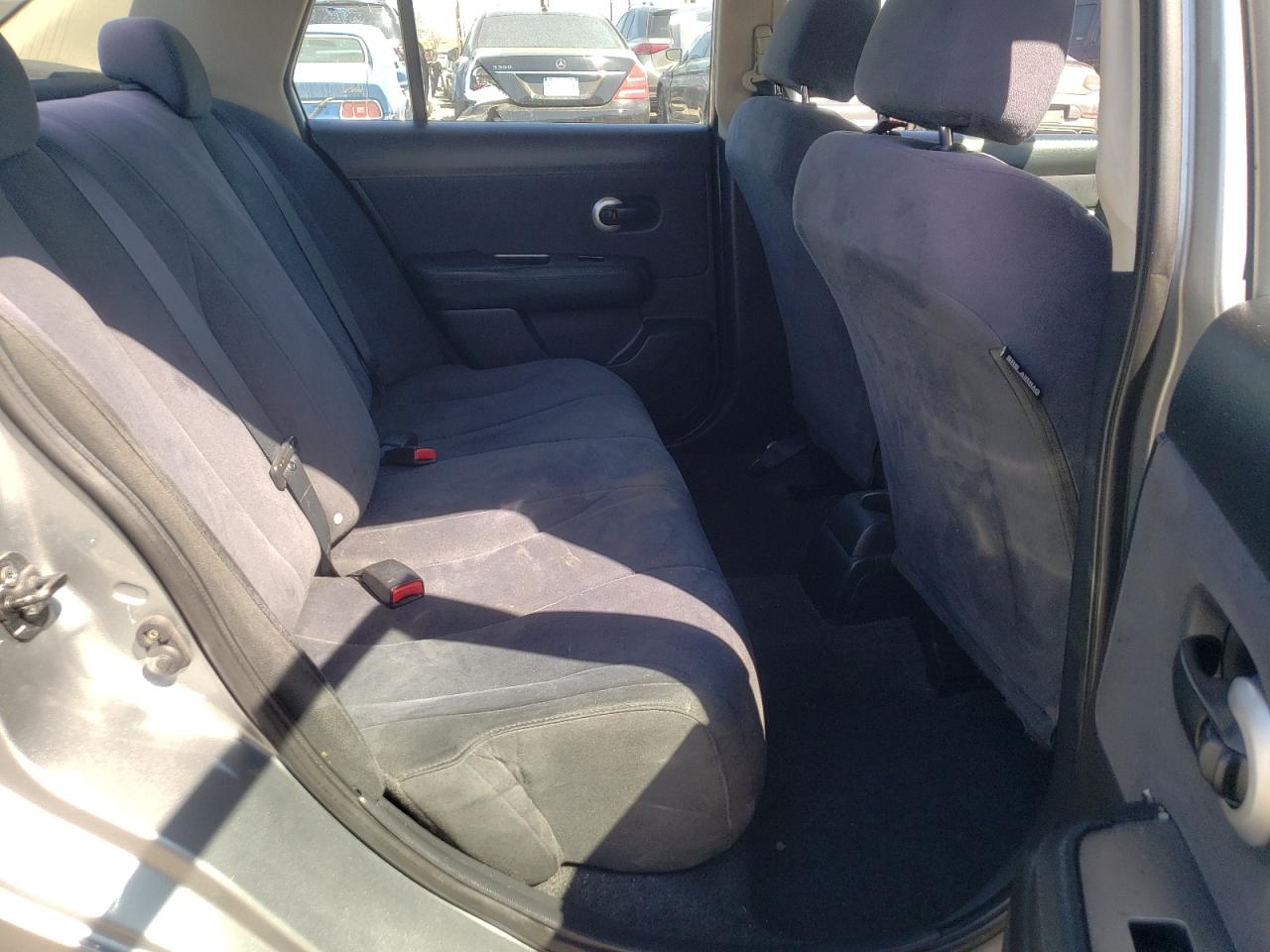 Photo 6 from auction – 2009 NISSAN VERSA S with VIN 3N1BC11E99L395802