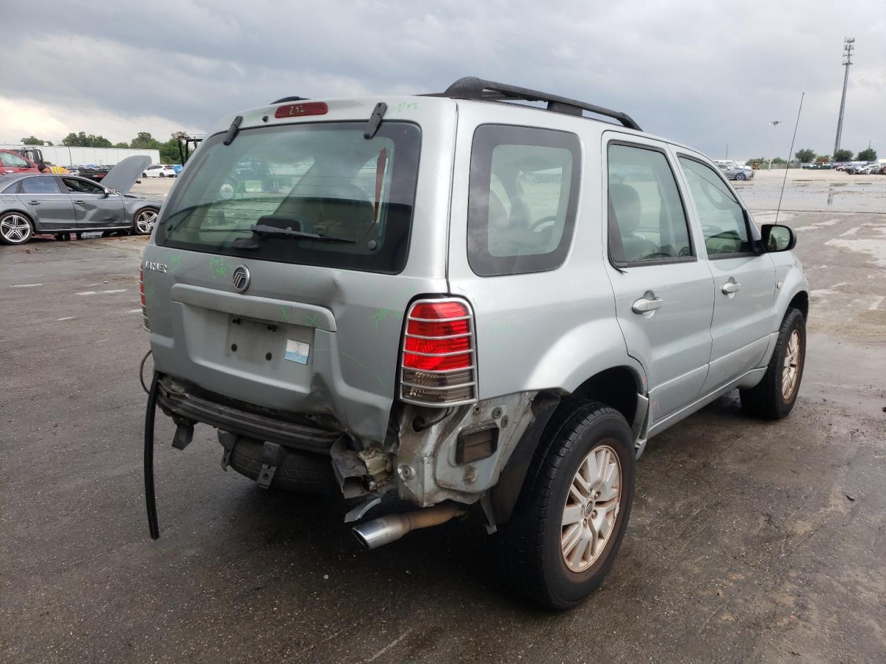 Photo 4 from auction – 2005 MERCURY MARINER with VIN 4M2YU56Z45DJ27872