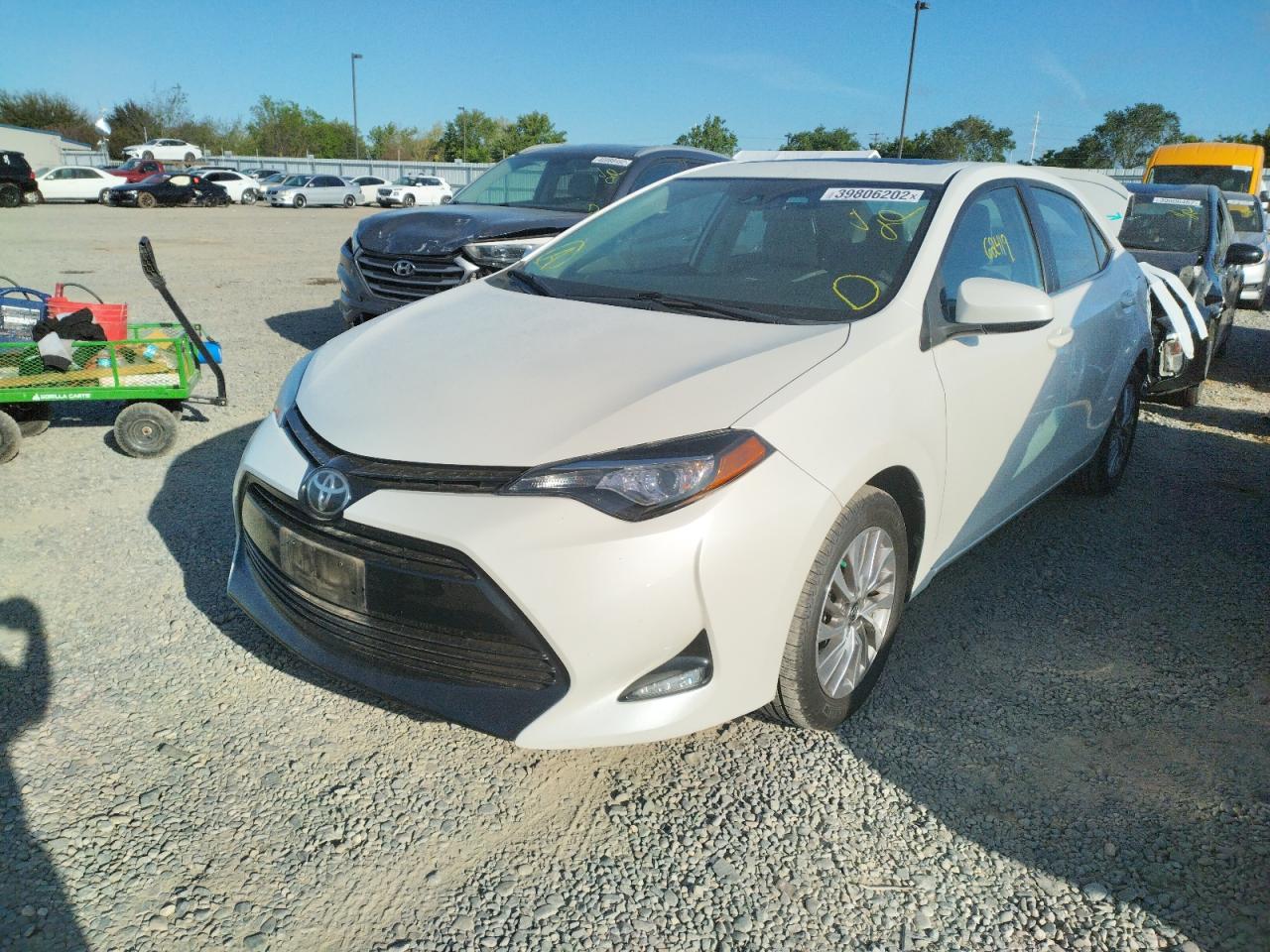 Foto 2 de la subasta – 2017 TOYOTA COROLLA LE con VIN 5YFBPRHE2HP580622