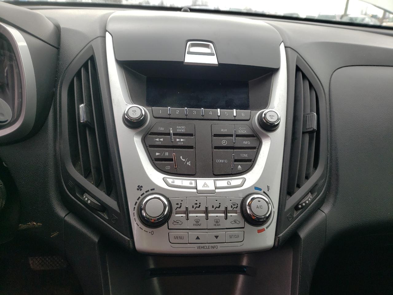 Photo 9 from auction – 2014 CHEVROLET EQUINOX LS with VIN 2GNFLEEK6E6267755