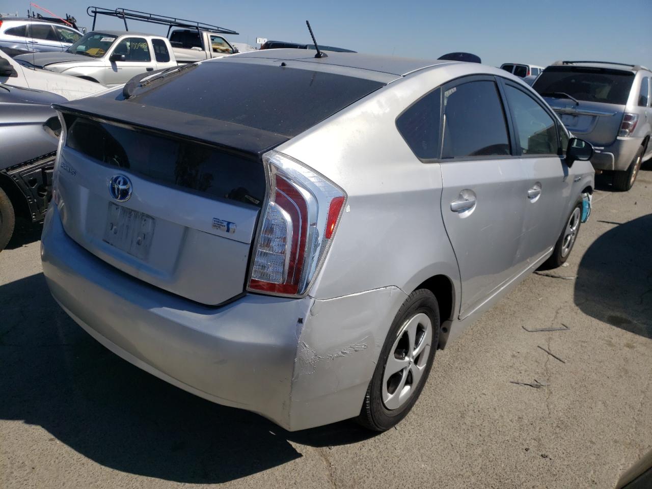 Photo 4 from auction – 2013 TOYOTA PRIUS with VIN JTDKN3DU2D5649249