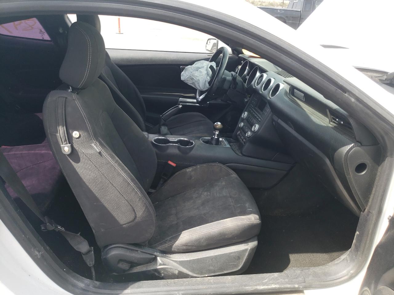 Photo 5 from auction – 2018 FORD MUSTANG with VIN 1FA6P8TH6J5127044