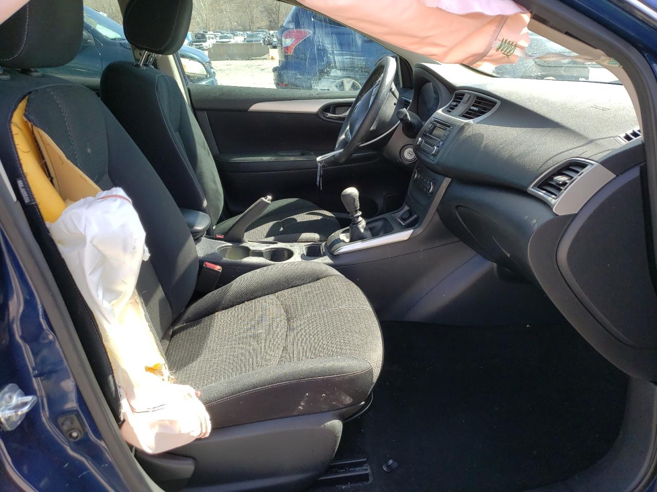 Photo 5 from auction – 2017 NISSAN SENTRA S with VIN 3N1AB7AP8HY242736
