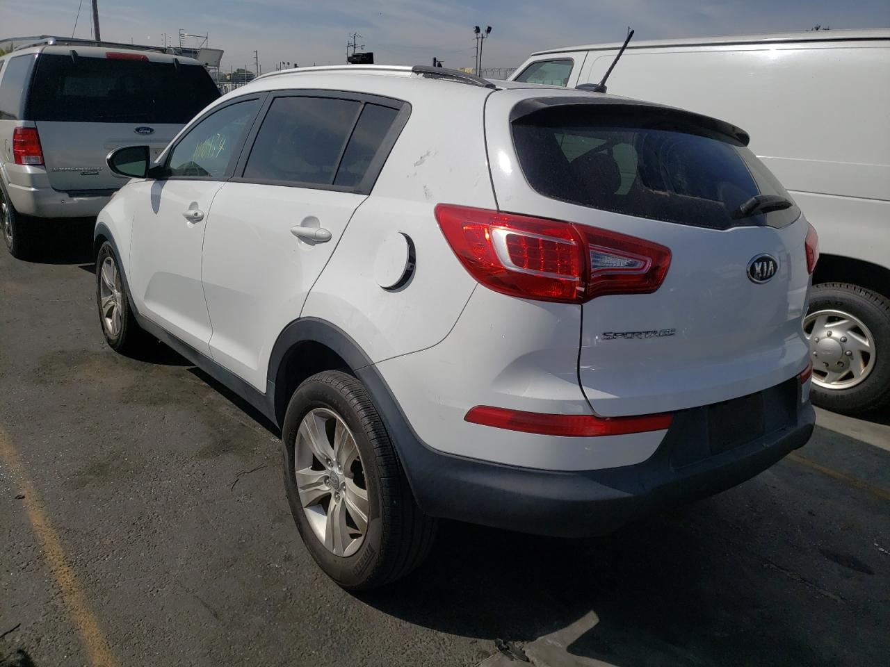 Photo 3 from auction – 2011 KIA SPORTAGE L with VIN KNDPB3A24B7076826