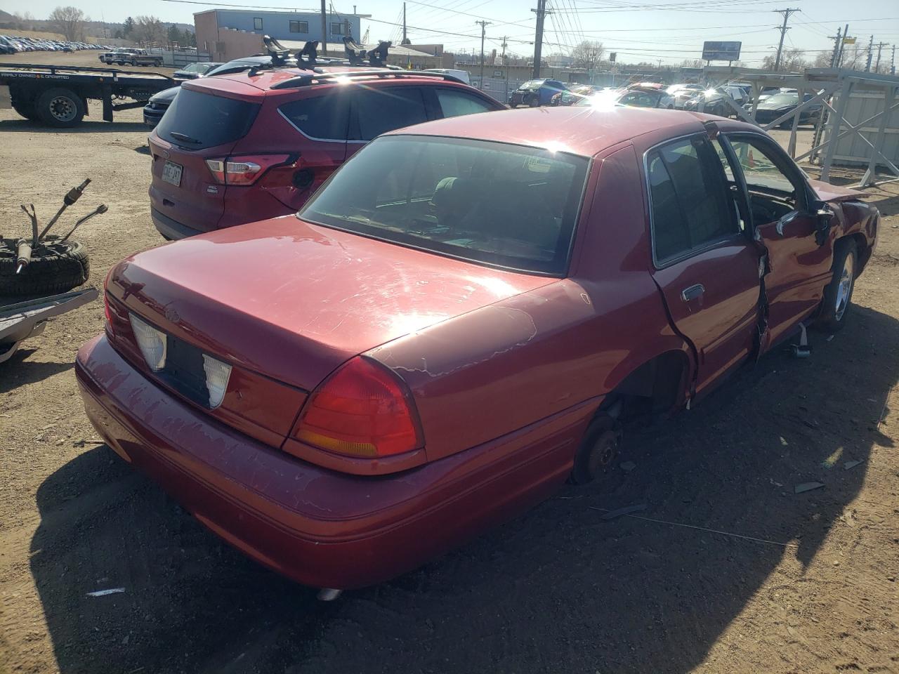 Photo 4 from auction – 2002 FORD CROWN VICT with VIN 2FAFP74W92X146582