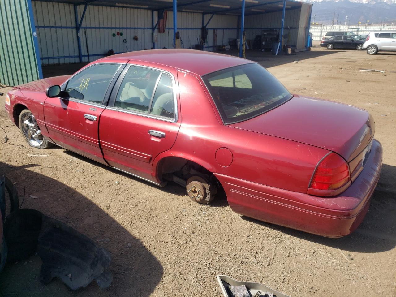 Photo 3 from auction – 2002 FORD CROWN VICT with VIN 2FAFP74W92X146582