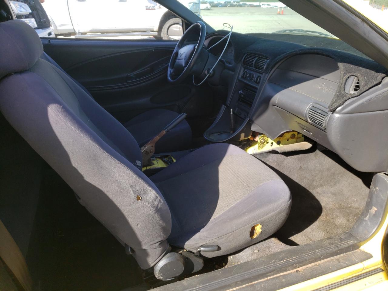 Photo 5 from auction – 2003 FORD MUSTANG with VIN 1FAFP40433F366171
