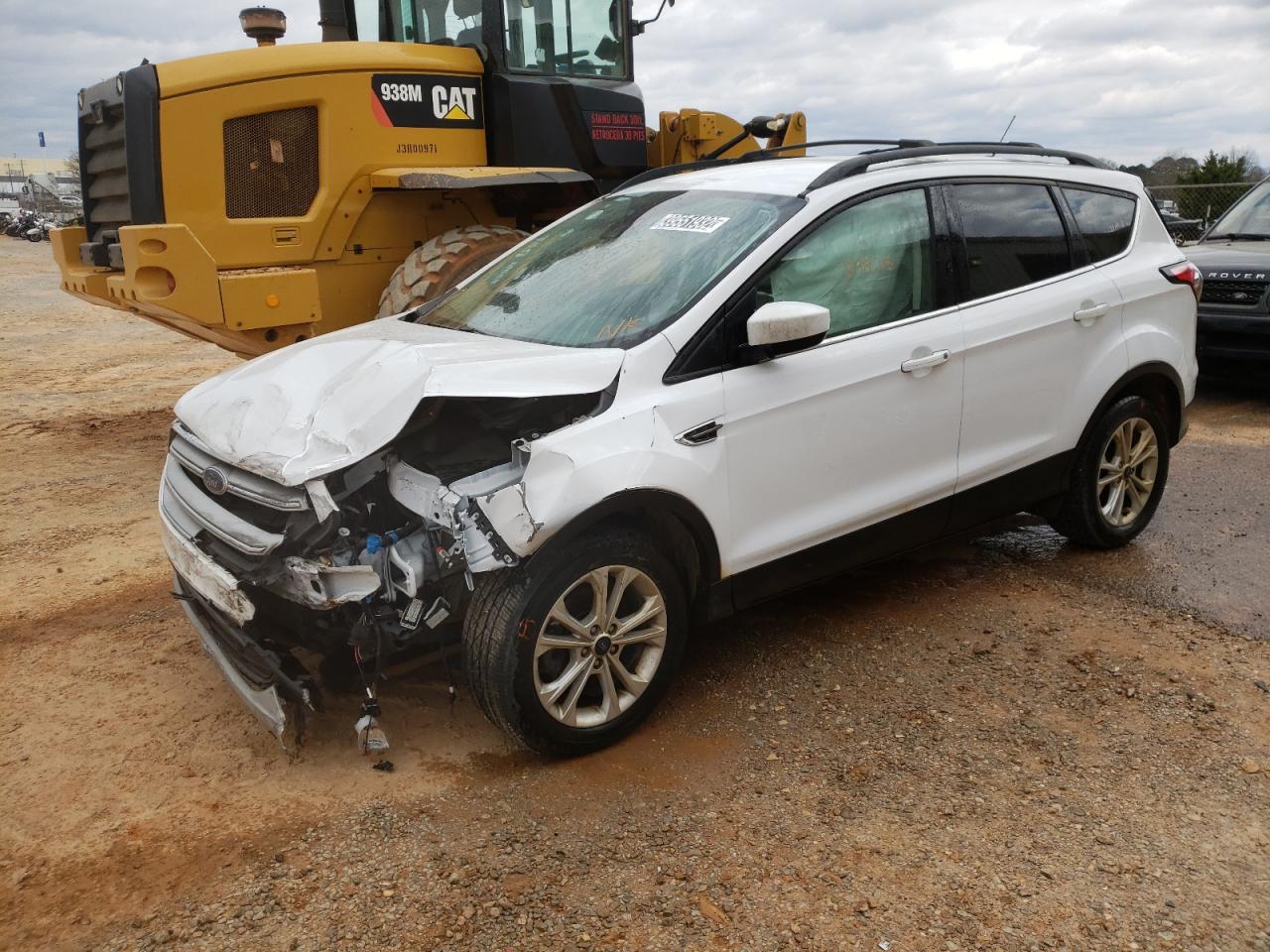 Photo 2 from auction – 2018 FORD ESCAPE SE with VIN 1FMCU0GD9JUC11455