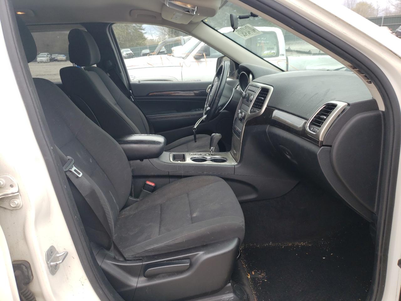 Photo 5 from auction – 2011 JEEP GRAND CHER with VIN 1J4RR4GG2BC582167