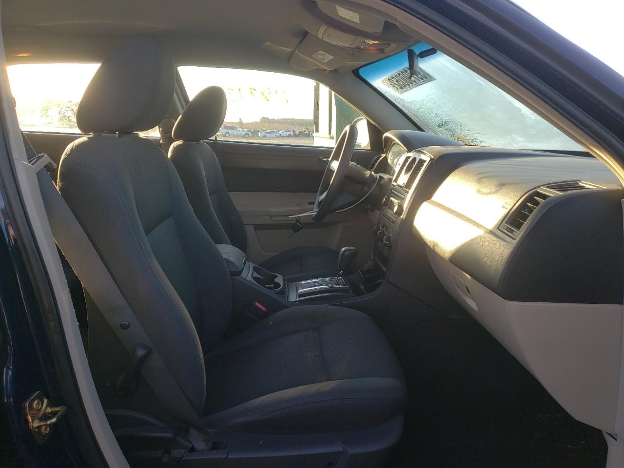 Photo 5 from auction – 2006 CHRYSLER 300 with VIN 2C3KA43R46H376782