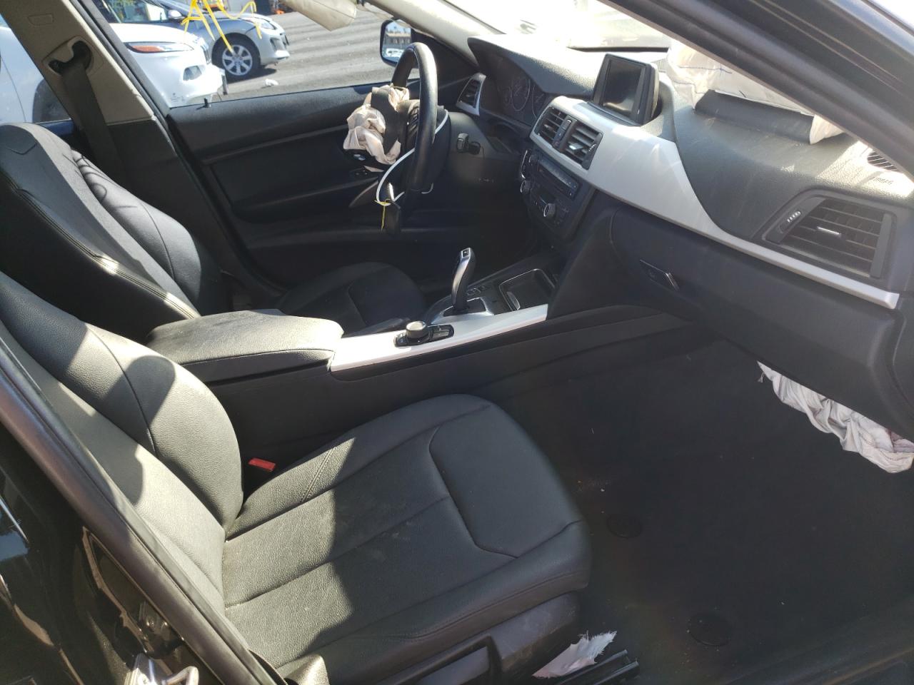 Photo 5 from auction – 2013 BMW 320 I with VIN WBA3B1C58DK129387
