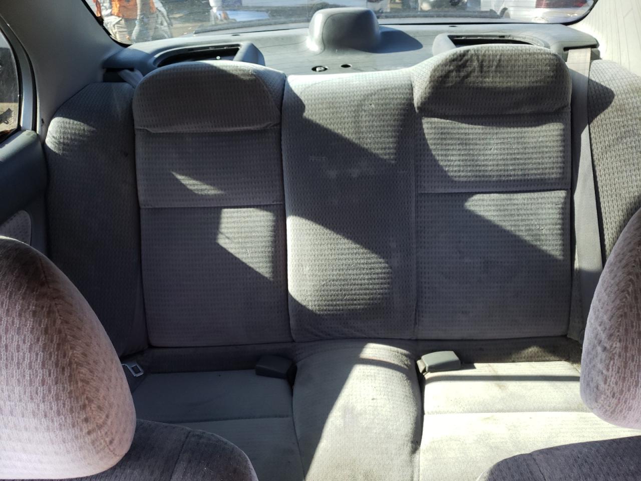 Photo 6 from auction – 2000 HONDA CIVIC BASE with VIN 2HGEJ6614YH530910