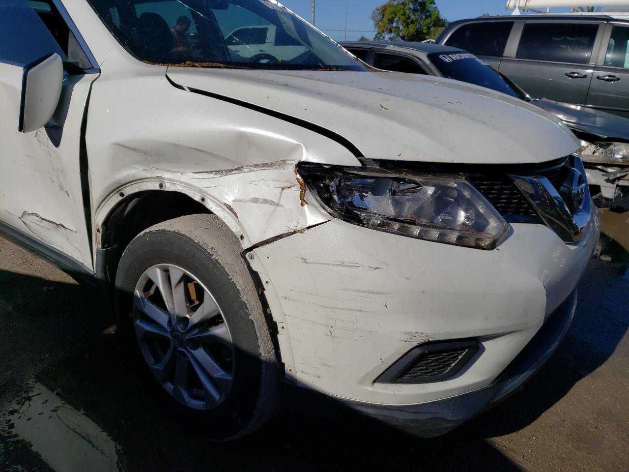 Photo 9 from auction – 2016 NISSAN ROGUE S with VIN KNMAT2MT7GP661084