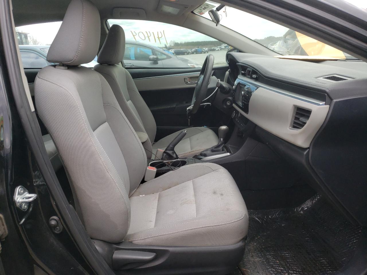 Photo 5 from auction – 2014 TOYOTA COROLLA L with VIN 2T1BURHE5EC170689