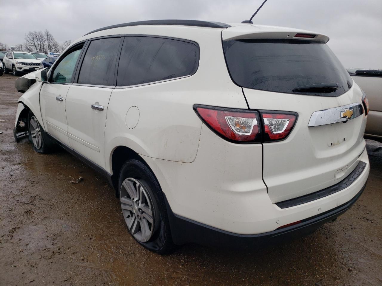 Photo 3 from auction – 2015 CHEVROLET TRAVERSE L with VIN 1GNKRGKD9FJ184789