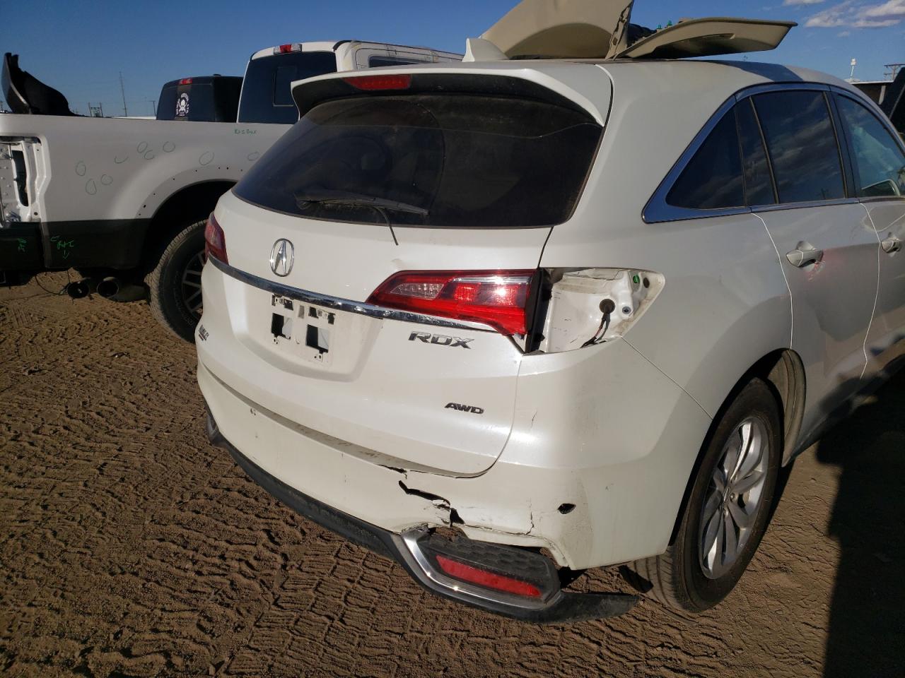 Photo 9 from auction – 2017 ACURA RDX TECHNO with VIN 5J8TB4H55HL026880