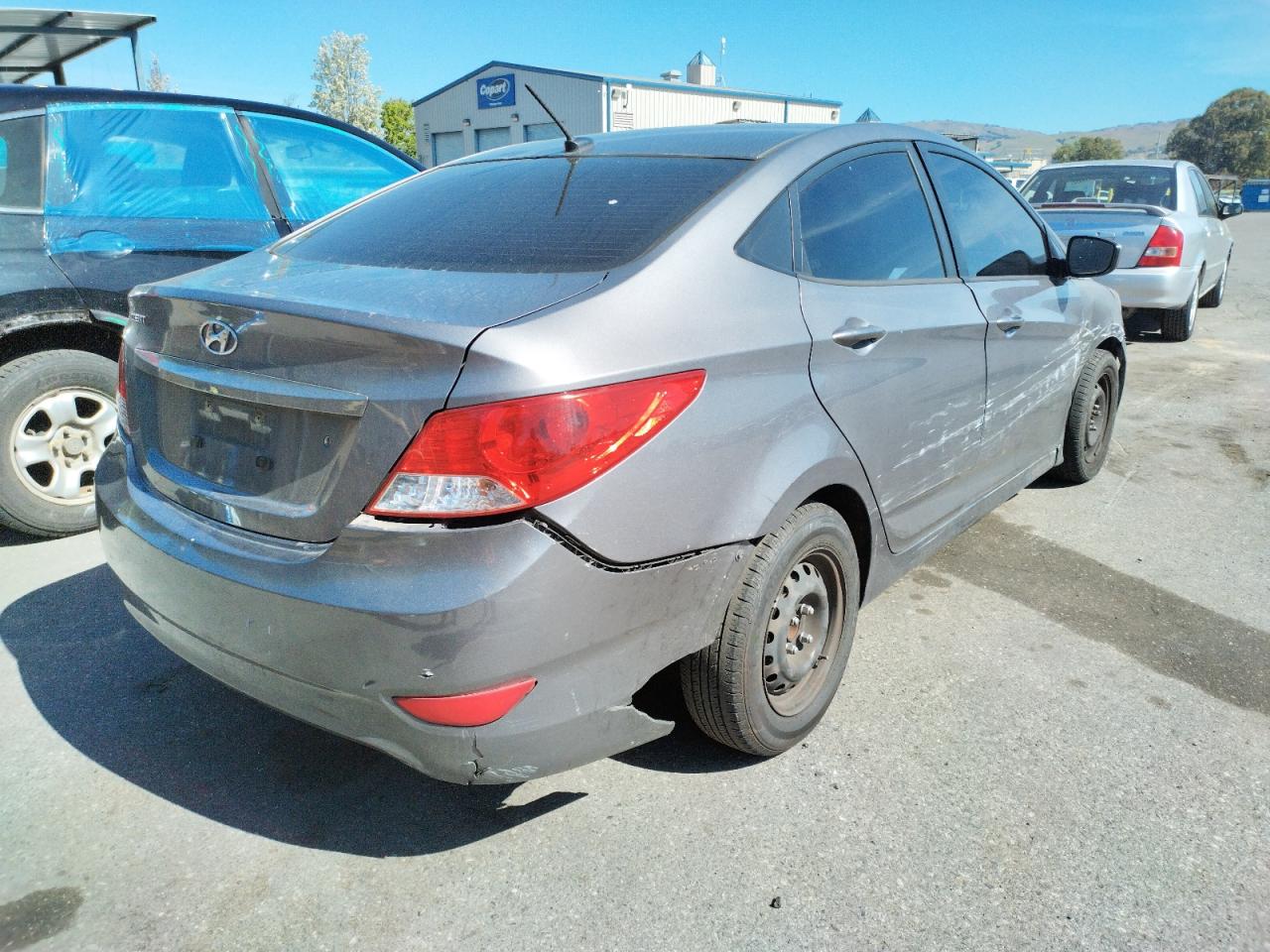 Photo 17 from auction – 2014 HYUNDAI ACCENT GLS with VIN KMHCT4AE0EU609381