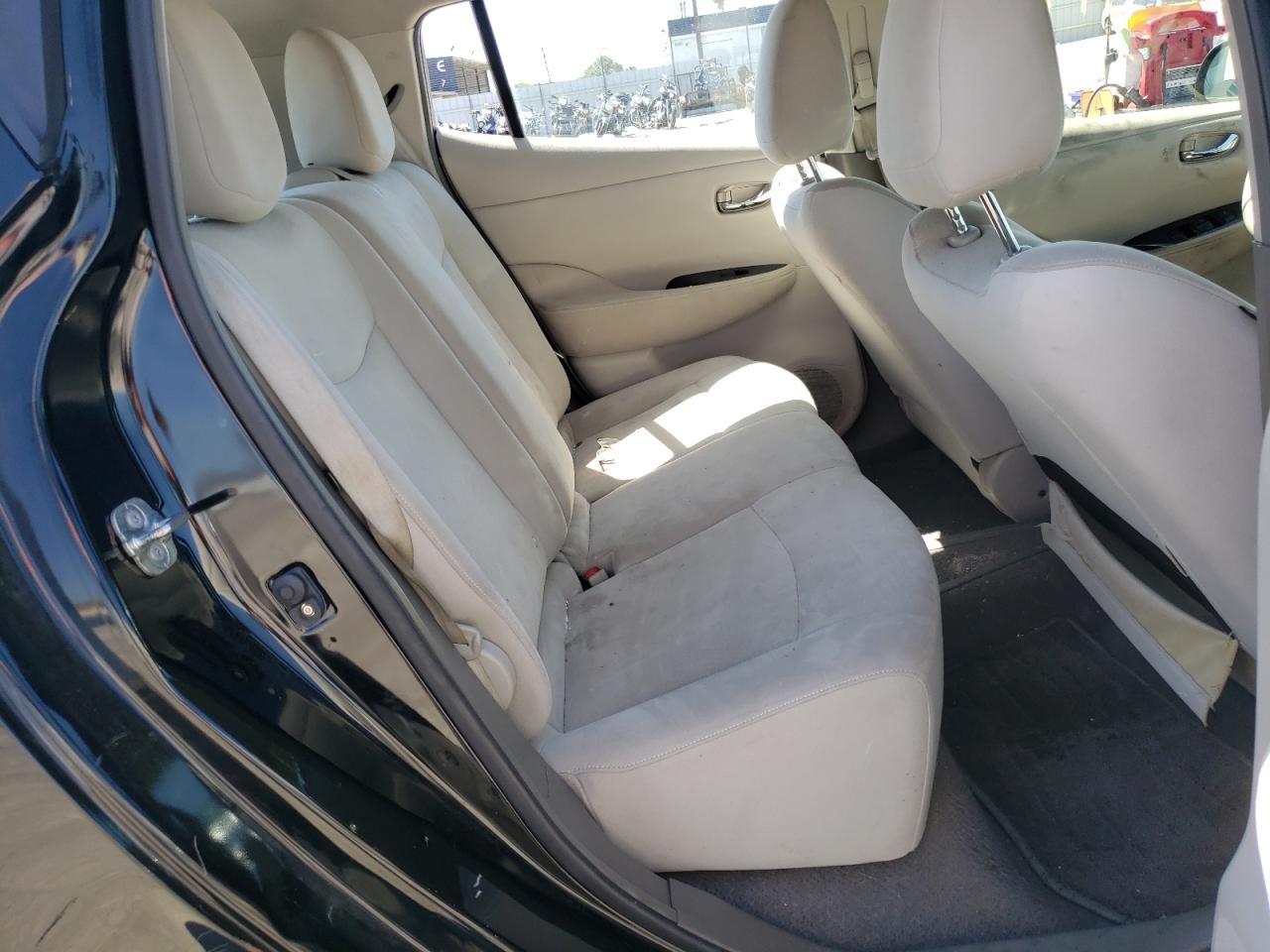 Photo 6 from auction – 2012 NISSAN LEAF SV with VIN JN1AZ0CP2CT020467