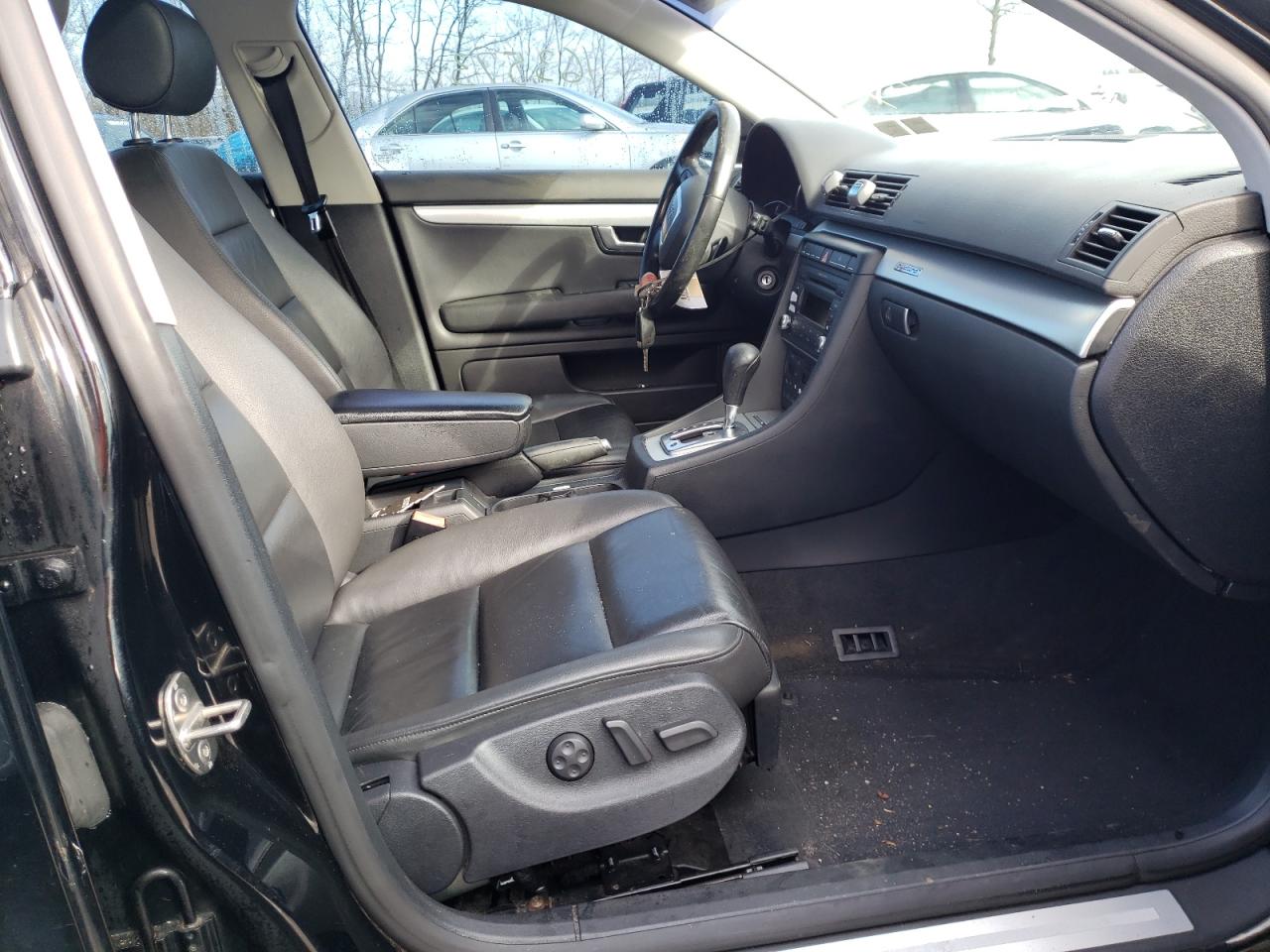 Photo 5 from auction – 2008 AUDI A4 2.0T QU with VIN WAUDF78E28A051334