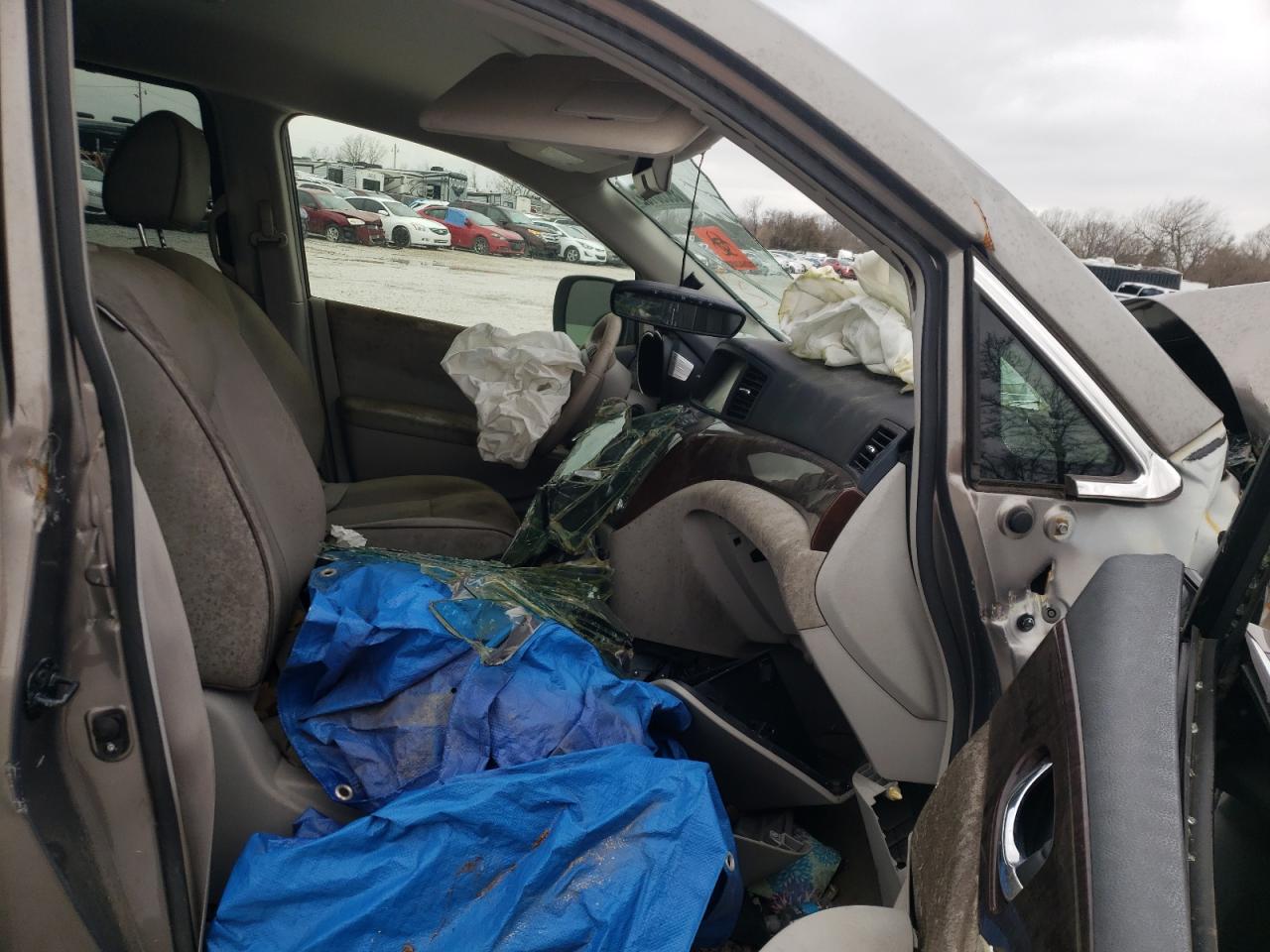 Photo 5 from auction – 2015 NISSAN QUEST S with VIN JN8AE2KP8F9120620