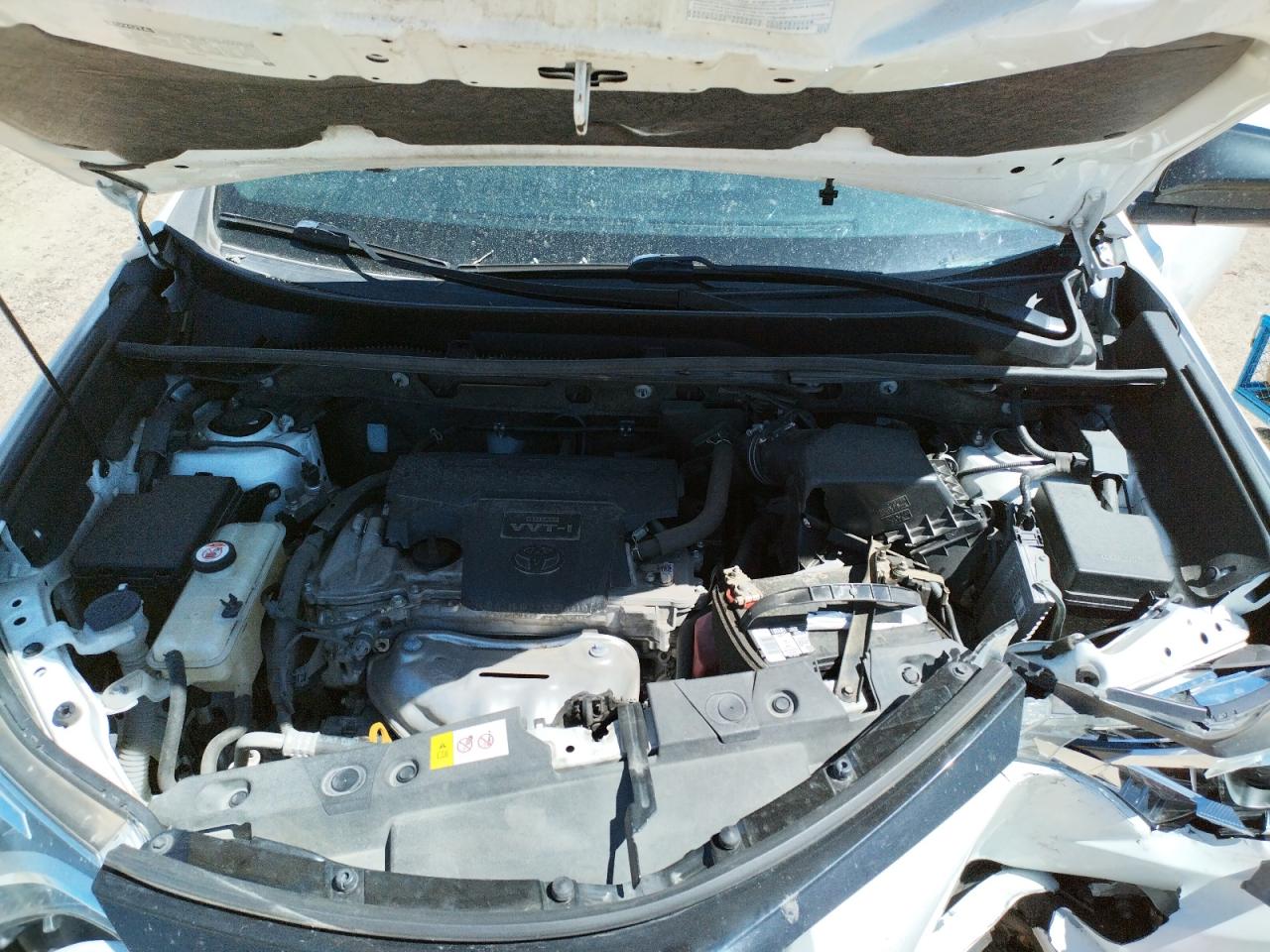 Photo 7 from auction – 2018 TOYOTA RAV4 SE with VIN JTMNFREV6JD110011