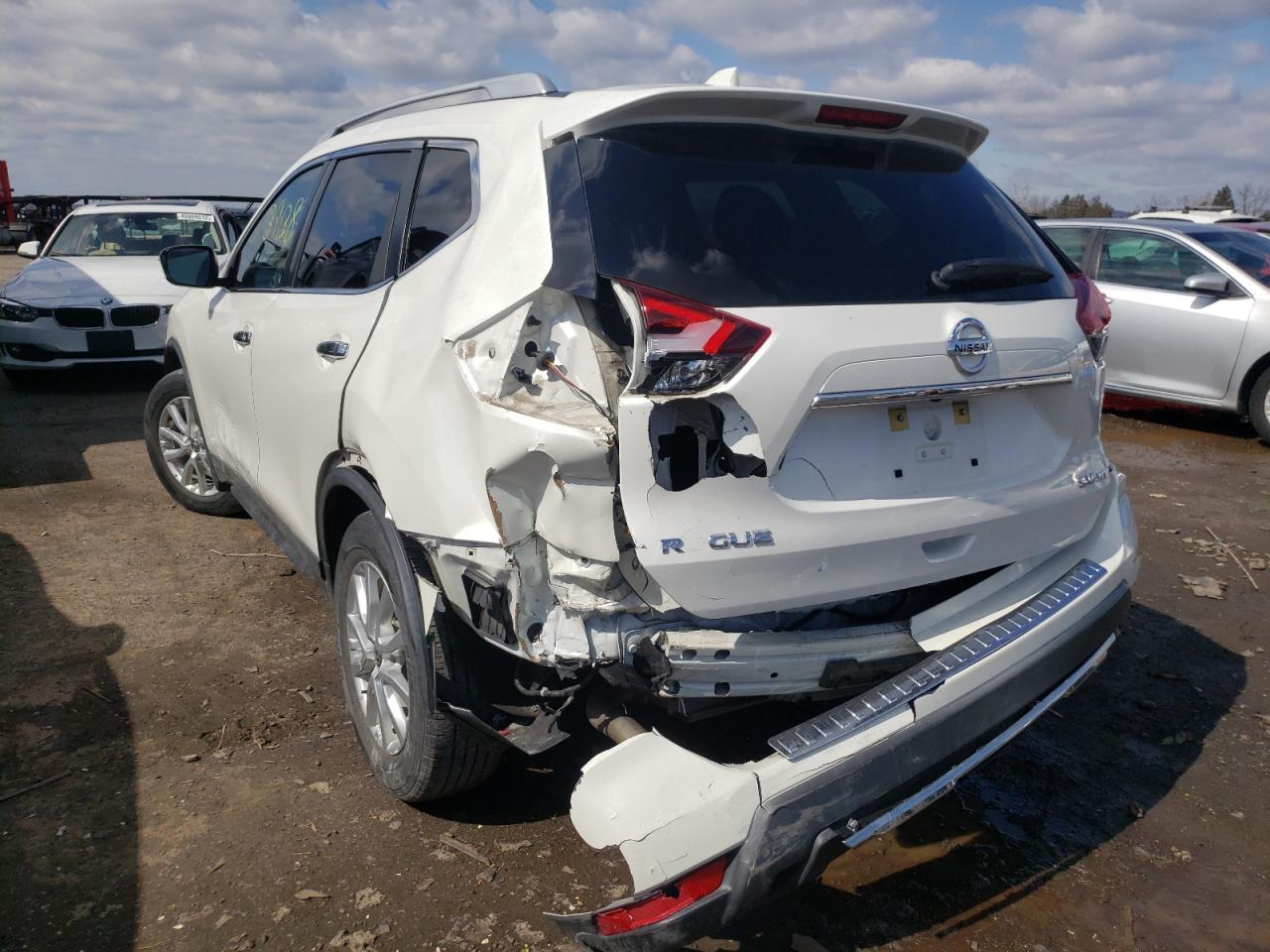 Photo 9 from auction – 2017 NISSAN ROGUE S with VIN KNMAT2MV4HP599372