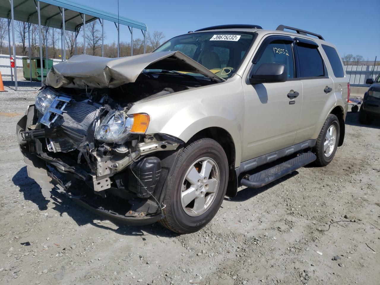 Photo 2 from auction – 2011 FORD ESCAPE with VIN 1FMCU0D79BKC47741