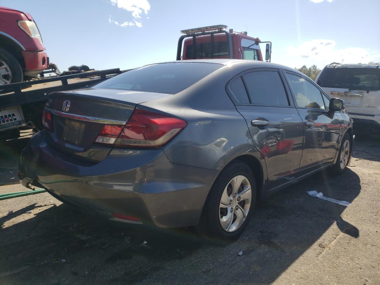 Photo 4 from auction – 2013 HONDA CIVIC LX with VIN 2HGFB2F53DH541727