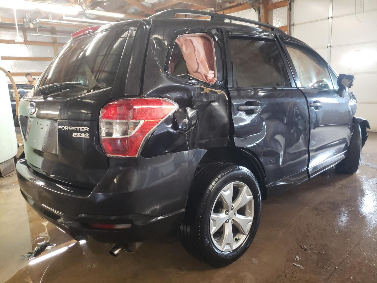 Photo 4 from auction – 2016 SUBARU FORESTER 2 with VIN JF2SJADC4GH404996