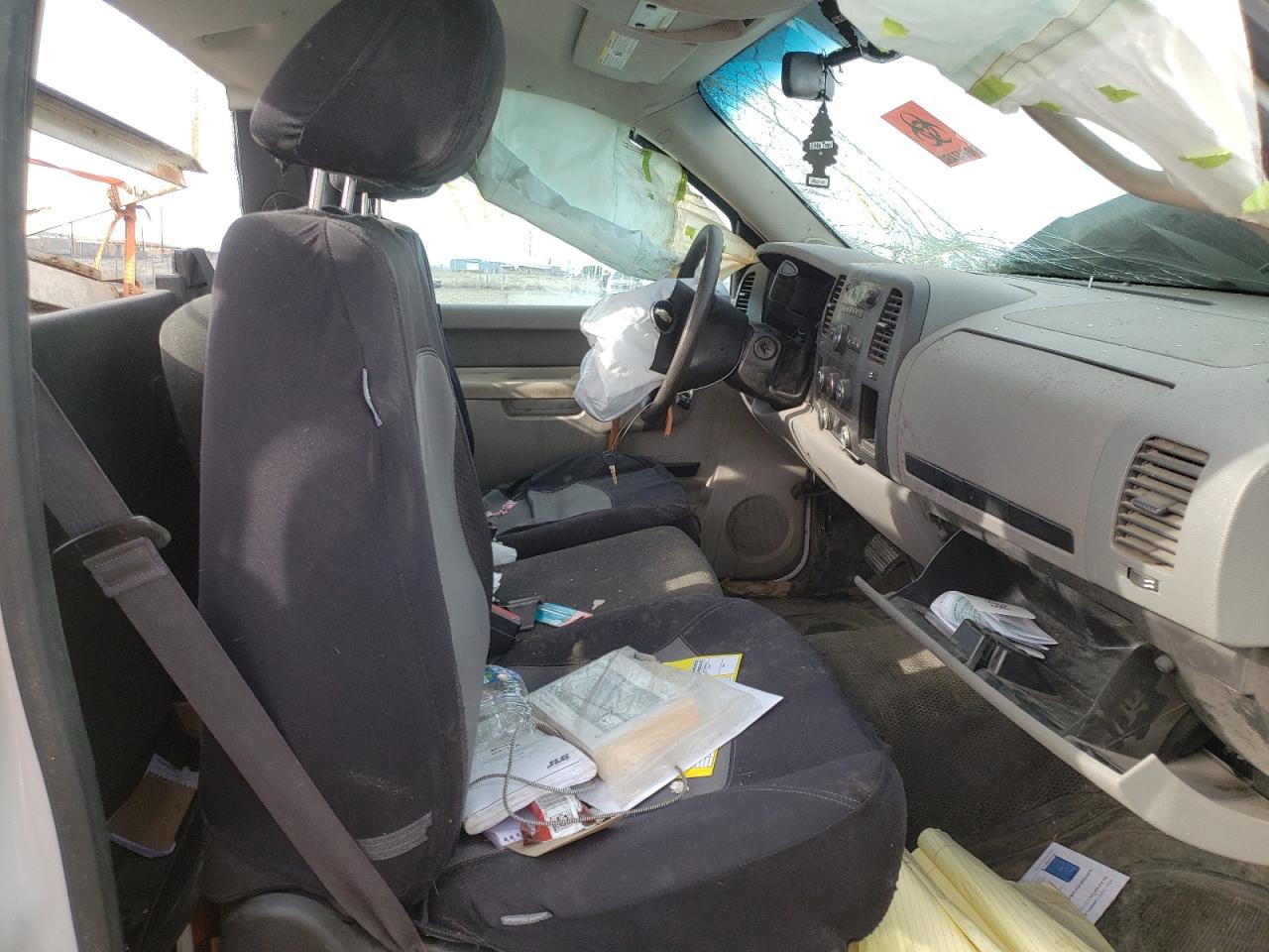 Photo 5 from auction – 2013 CHEVROLET SILVERADO with VIN 1GCNCPE03DZ129771
