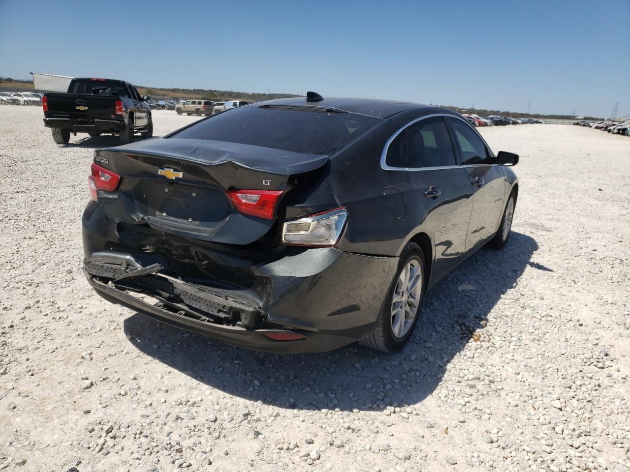Photo 4 from auction – 2018 CHEVROLET MALIBU LT with VIN 1G1ZD5ST3JF238951