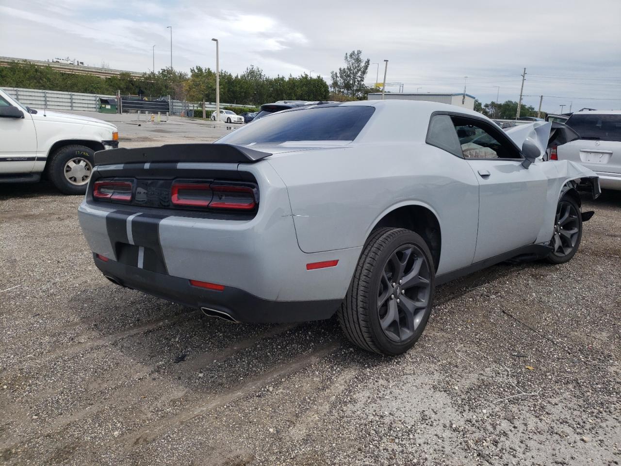 Photo 4 from auction – 2020 DODGE CHALLENGER with VIN 2C3CDZAG0LH243622