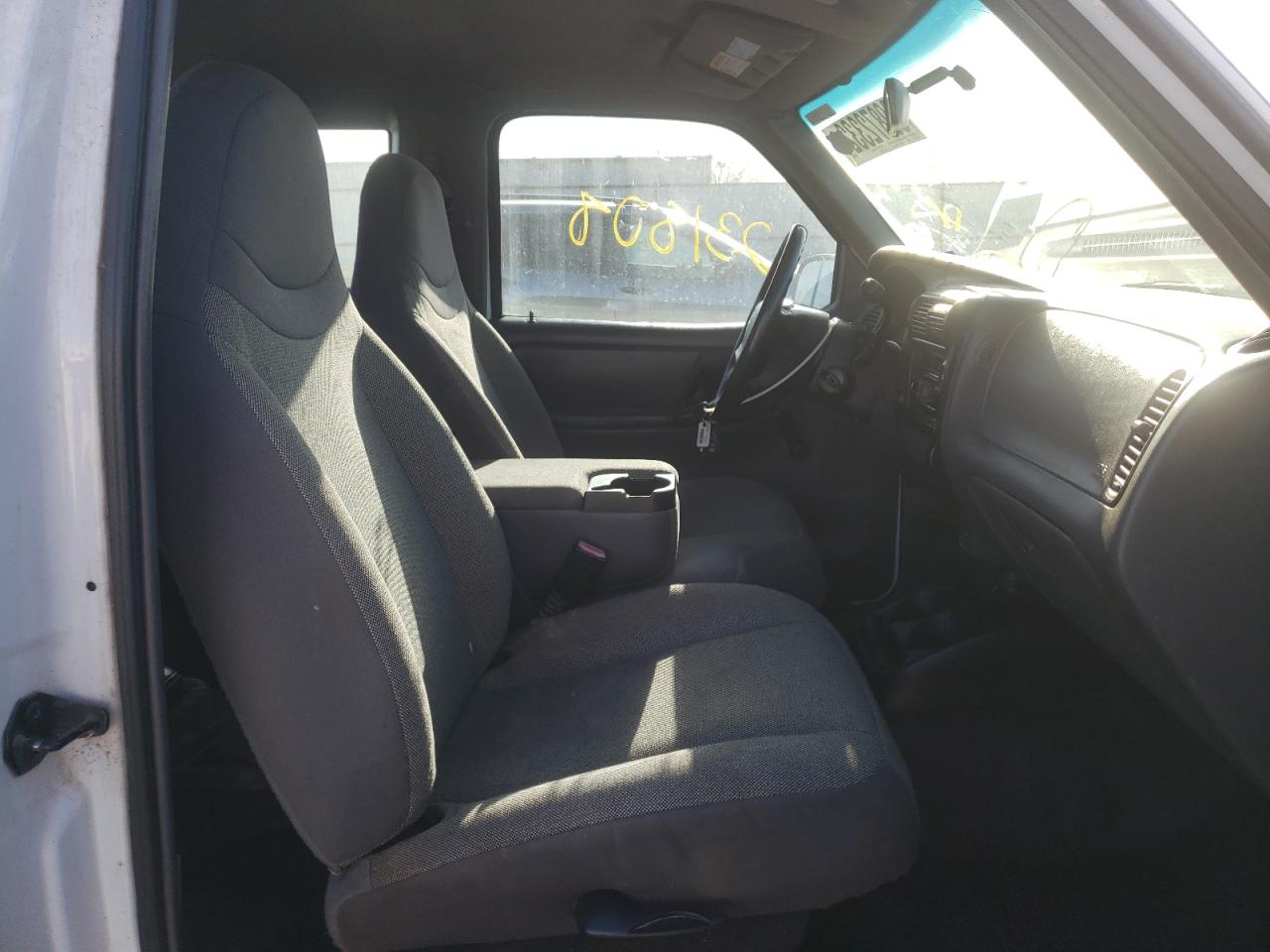 Photo 5 from auction – 2002 FORD RANGER SUP with VIN 1FTYR14V82PB47181