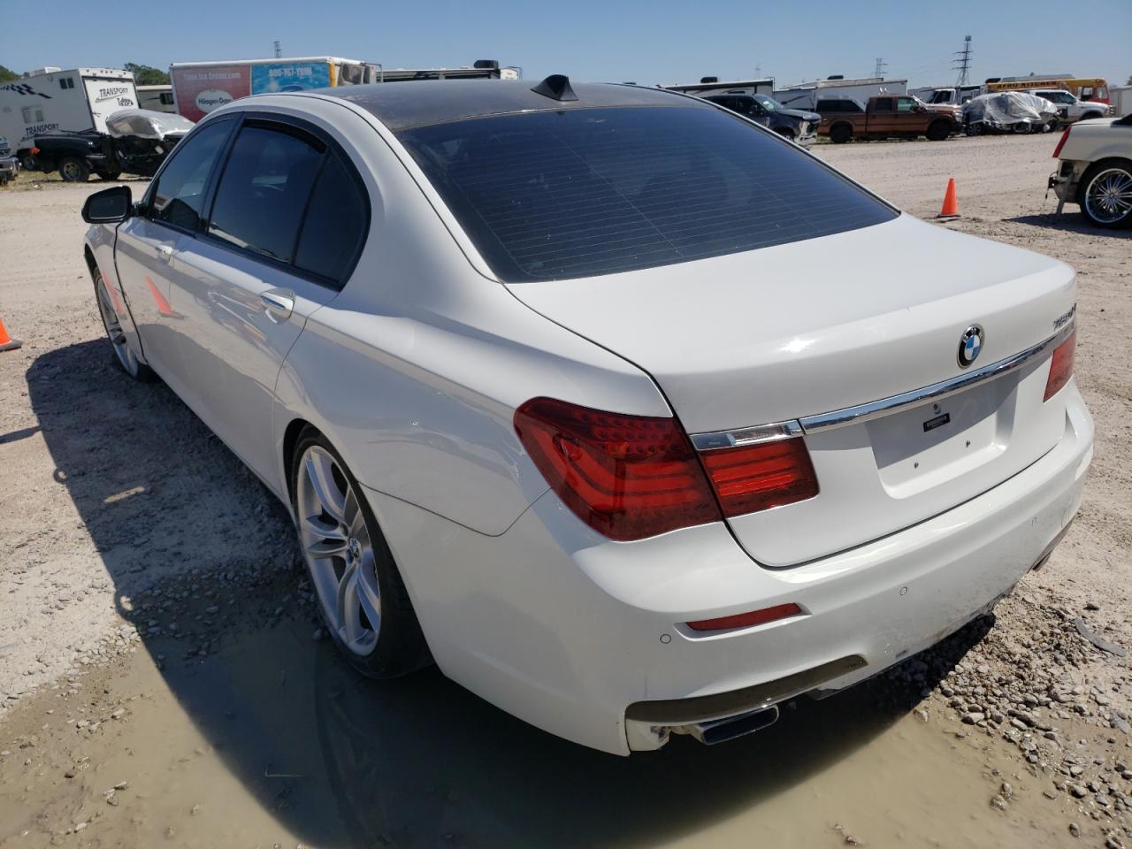 Photo 3 from auction – 2015 BMW 750 LI with VIN WBAYE8C55FD782403