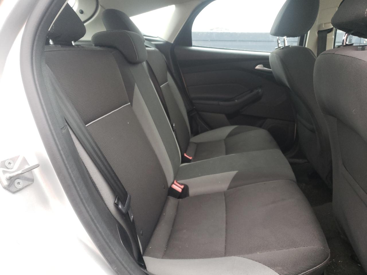 Photo 6 from auction – 2014 FORD FOCUS SE with VIN 1FADP3K2XEL314473