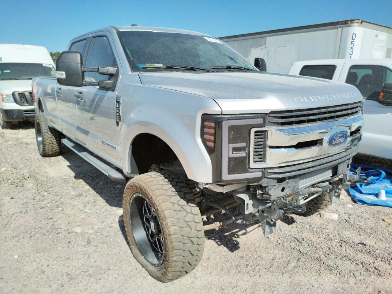 FORD F250 SUPER 2017 with VIN 1FT7W2BTXHEE98061 - Photo from auction