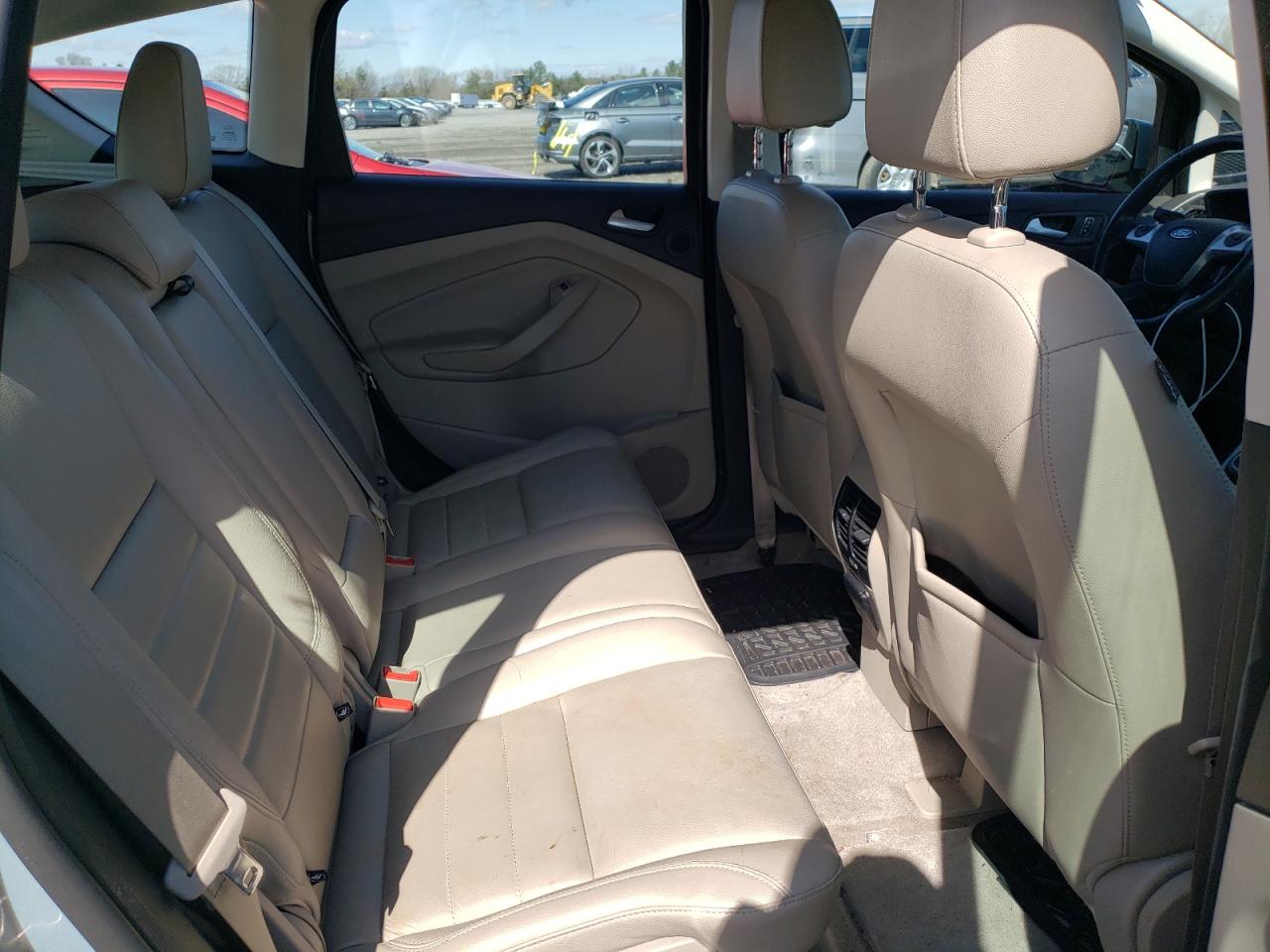 Photo 6 from auction – 2013 FORD C-MAX SEL with VIN 1FADP5BUXDL545515