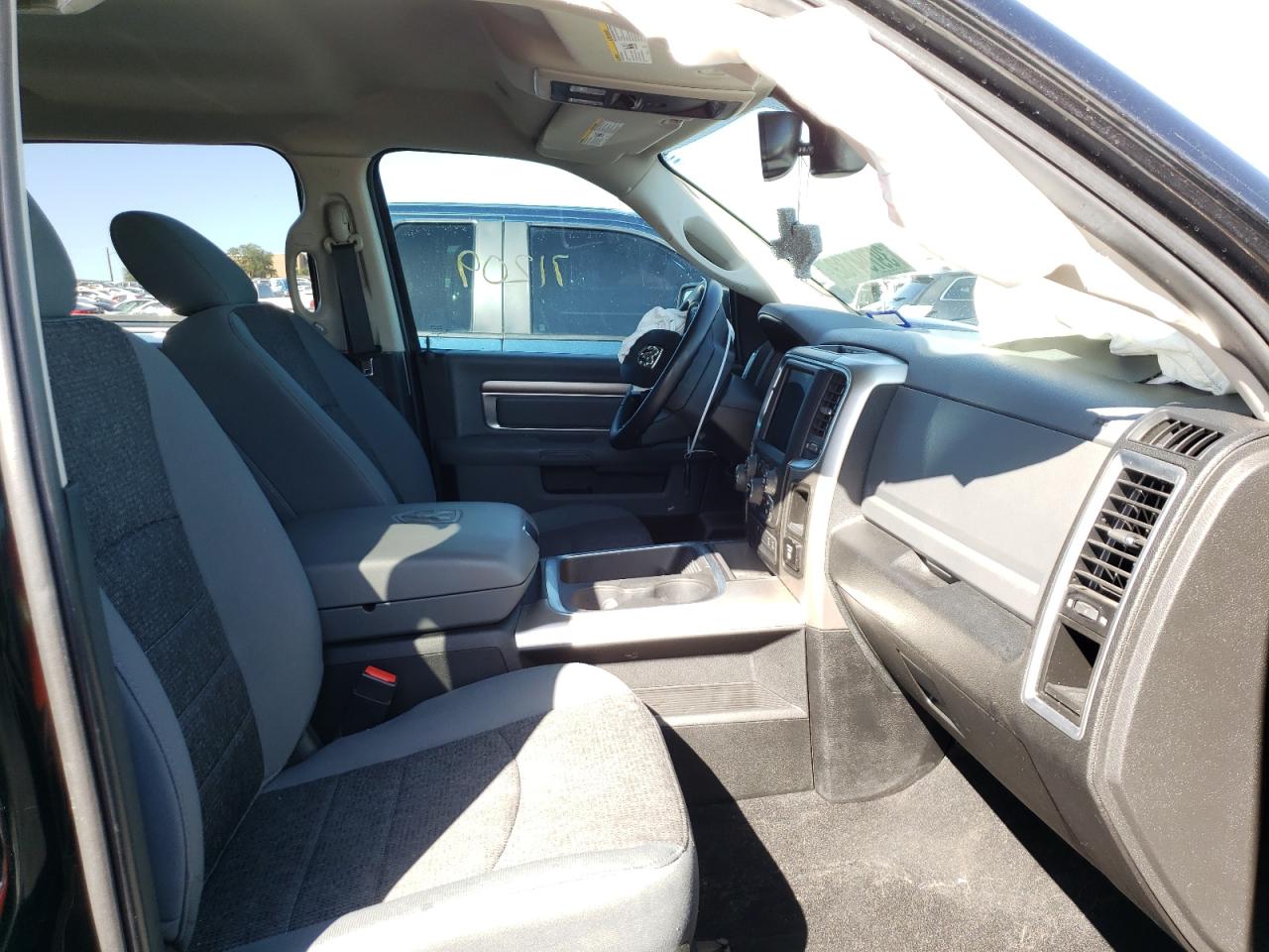 Photo 5 from auction – 2018 RAM 1500 SLT with VIN 1C6RR7LT3JS241494