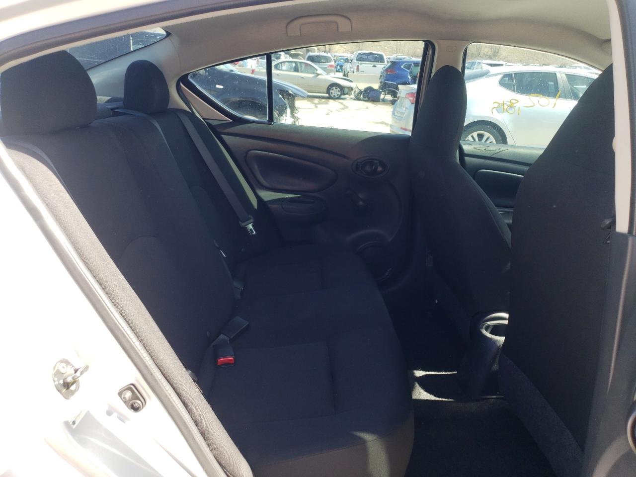 Photo 6 from auction – 2015 NISSAN VERSA S with VIN 3N1CN7AP2FL910850
