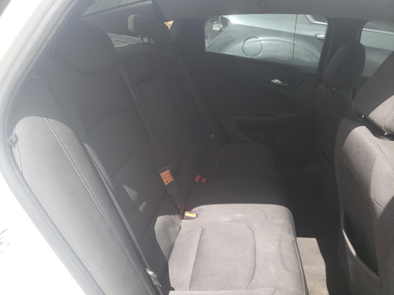 Photo 6 from auction – 2018 CHEVROLET MALIBU LT with VIN 1G1ZD5ST7JF134835