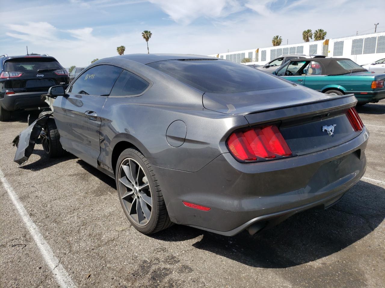 Photo 3 from auction – 2015 FORD MUSTANG with VIN 1FA6P8TH9F5333000
