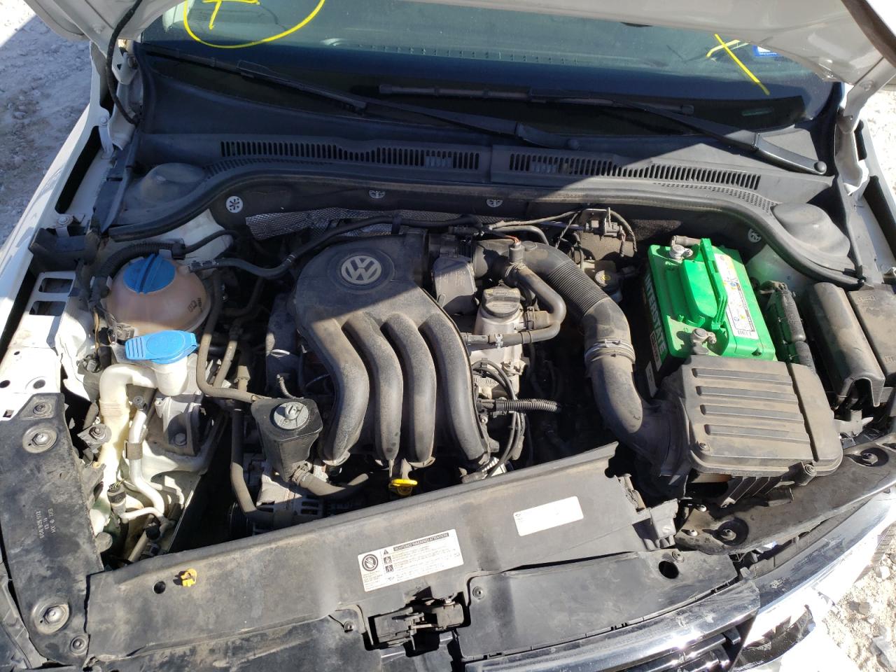 Photo 7 from auction – 2014 VOLKSWAGEN JETTA BASE with VIN 3VW2K7AJ5EM411611