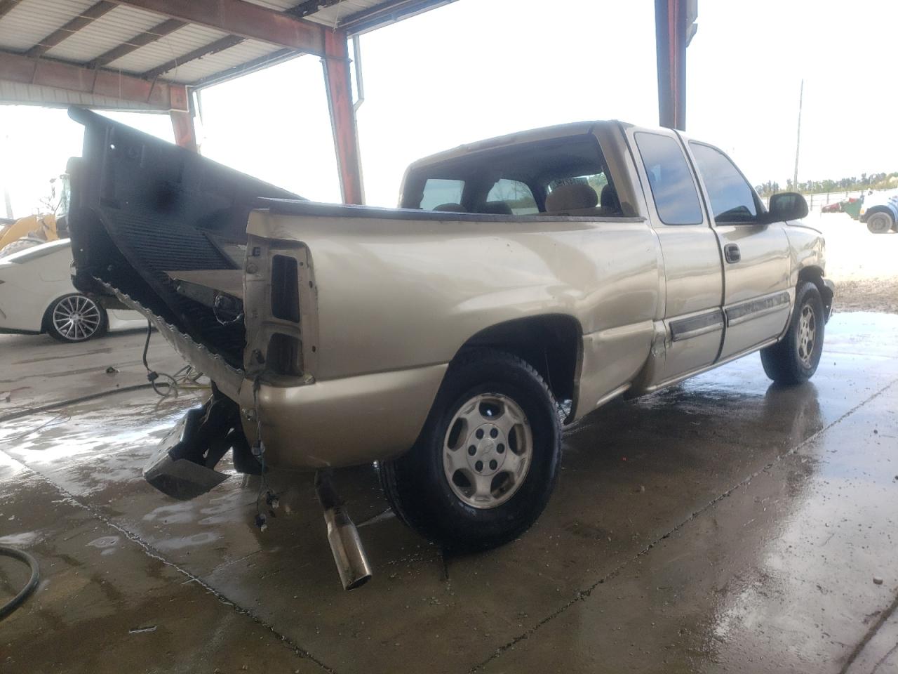 Photo 4 from auction – 2004 CHEVROLET SILVERADO with VIN 1GCEC19X04Z222901